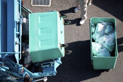 Benefits of commercial skip hire services