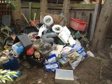 Eco-friendly waste management with commercial skips